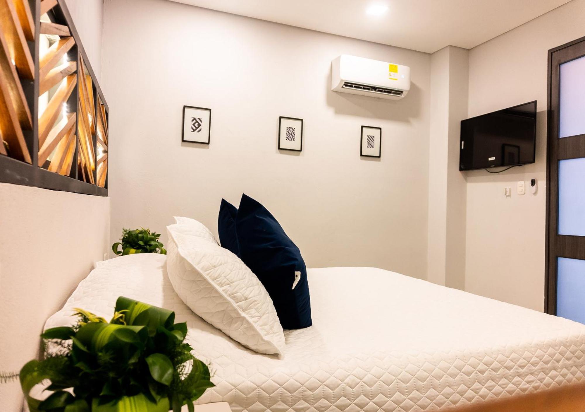 The Garden Suites ซันตามาร์ตา ห้อง รูปภาพ